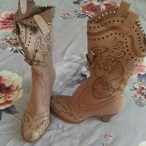 Vince Camuto Leather Boots
